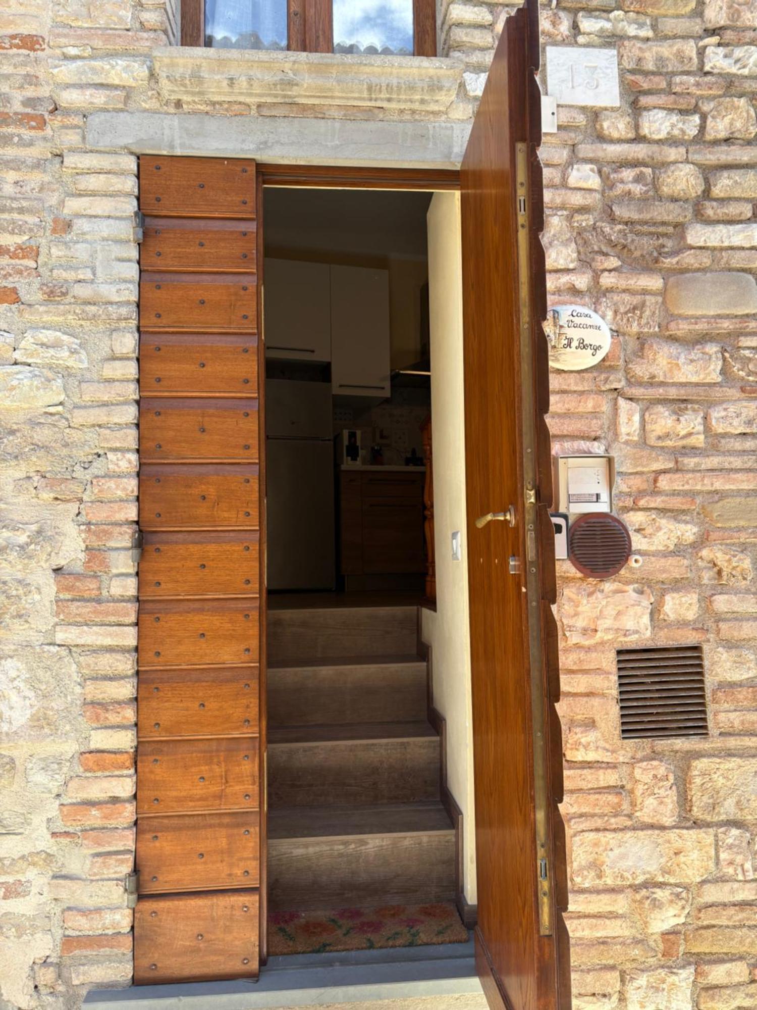 Casa Vacanze Il Borgo Gubbio Exterior photo